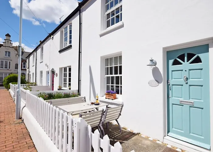 Seashell Cottage - Worthing