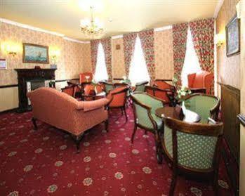 The Chatsworth 3* Worthing