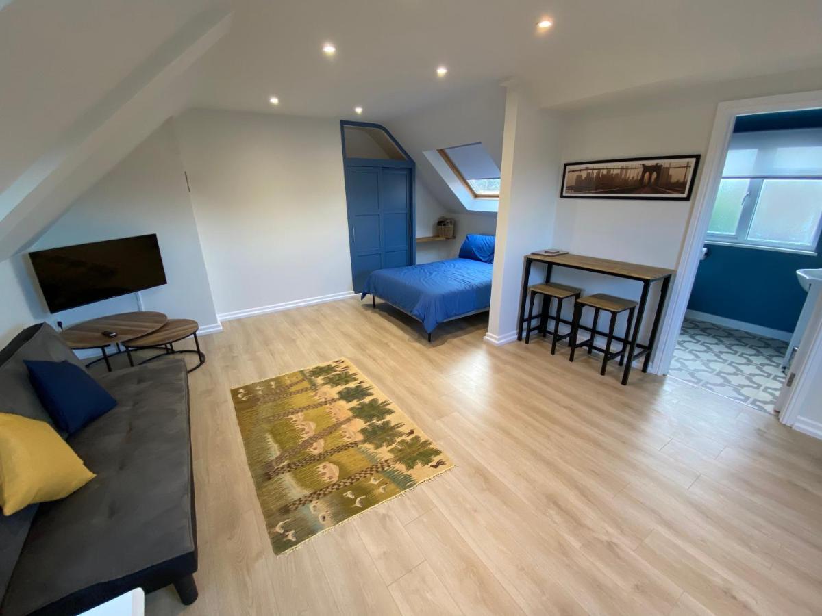 Apartment Lovely Spacious Loft Close To Train Station *