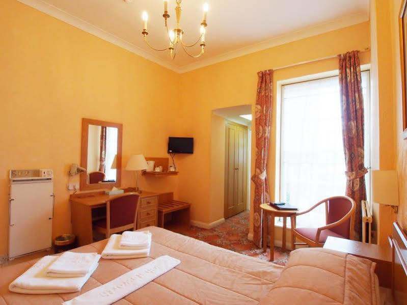 The Chatsworth 3* Worthing