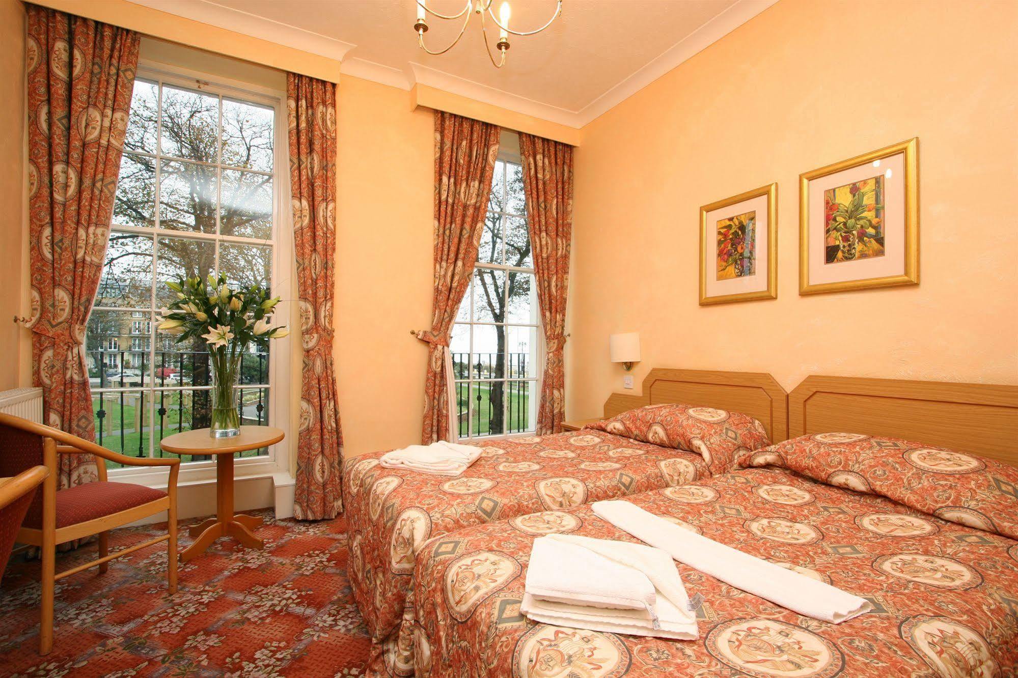 The Chatsworth Hotel