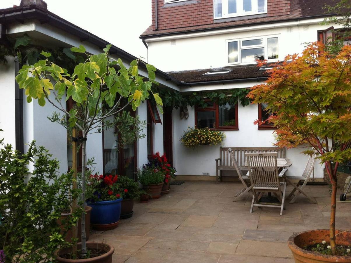Guest house The Palm Worthing