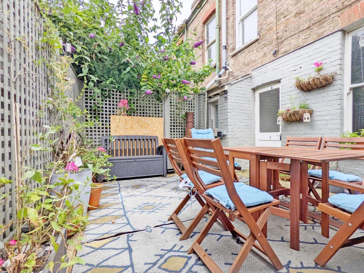 Holiday home No Five -