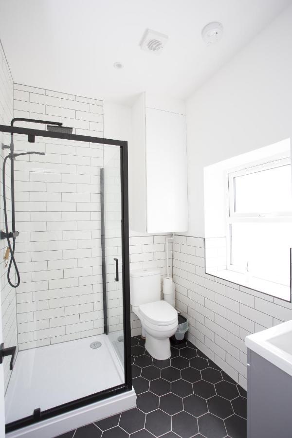 Oceans 12a Shelley Lofts, Sleeps 4 Apartment Worthing