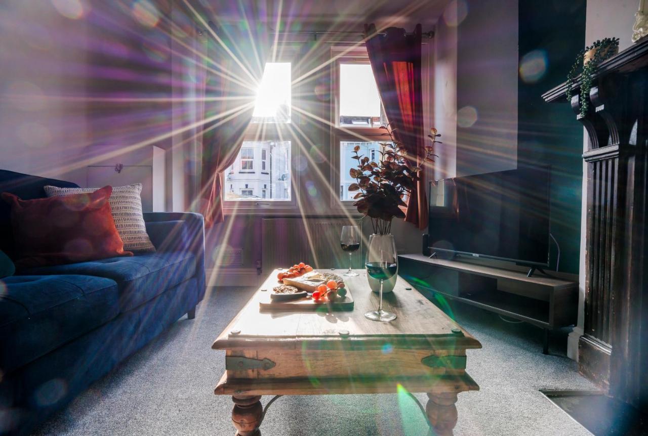 West Lodge- Cosy From With 3 Bedrooms Worthing