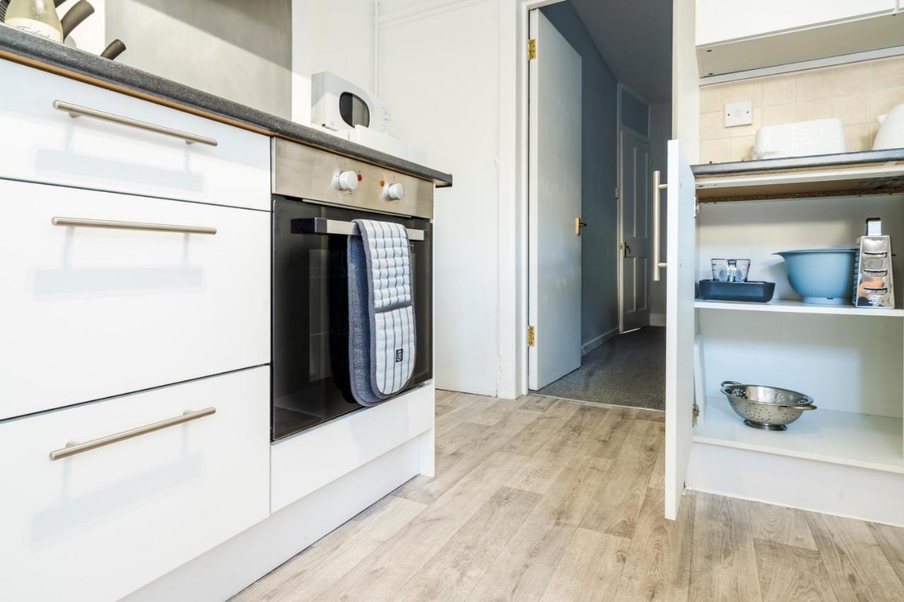 Holiday home West Lodge- Cosy From With 3 Bedrooms