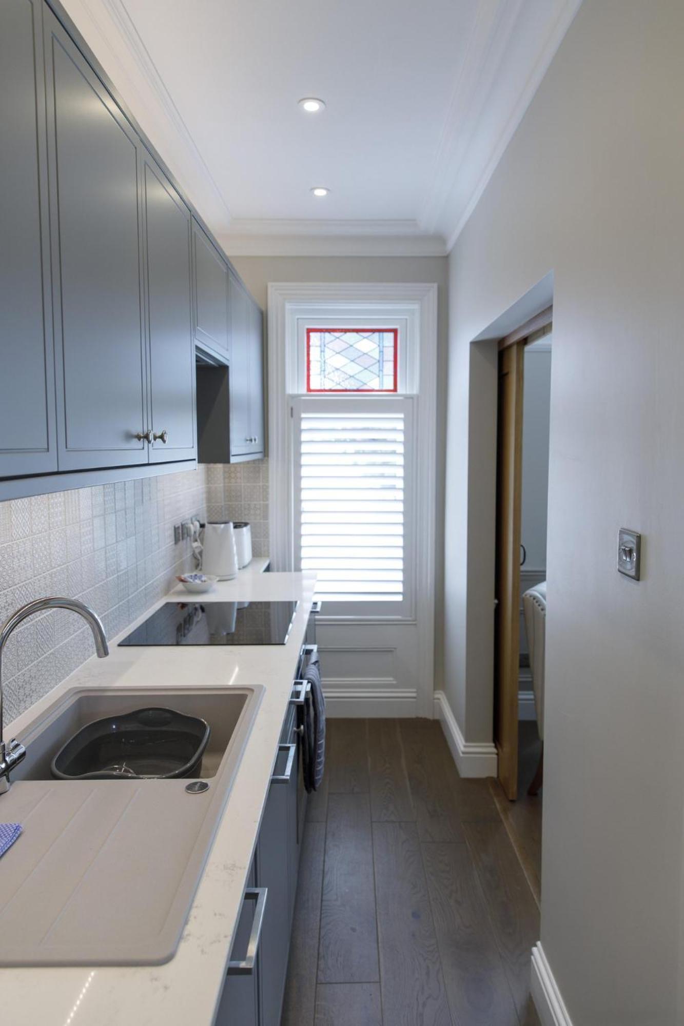 Apartment Grove With Free On Street Parking