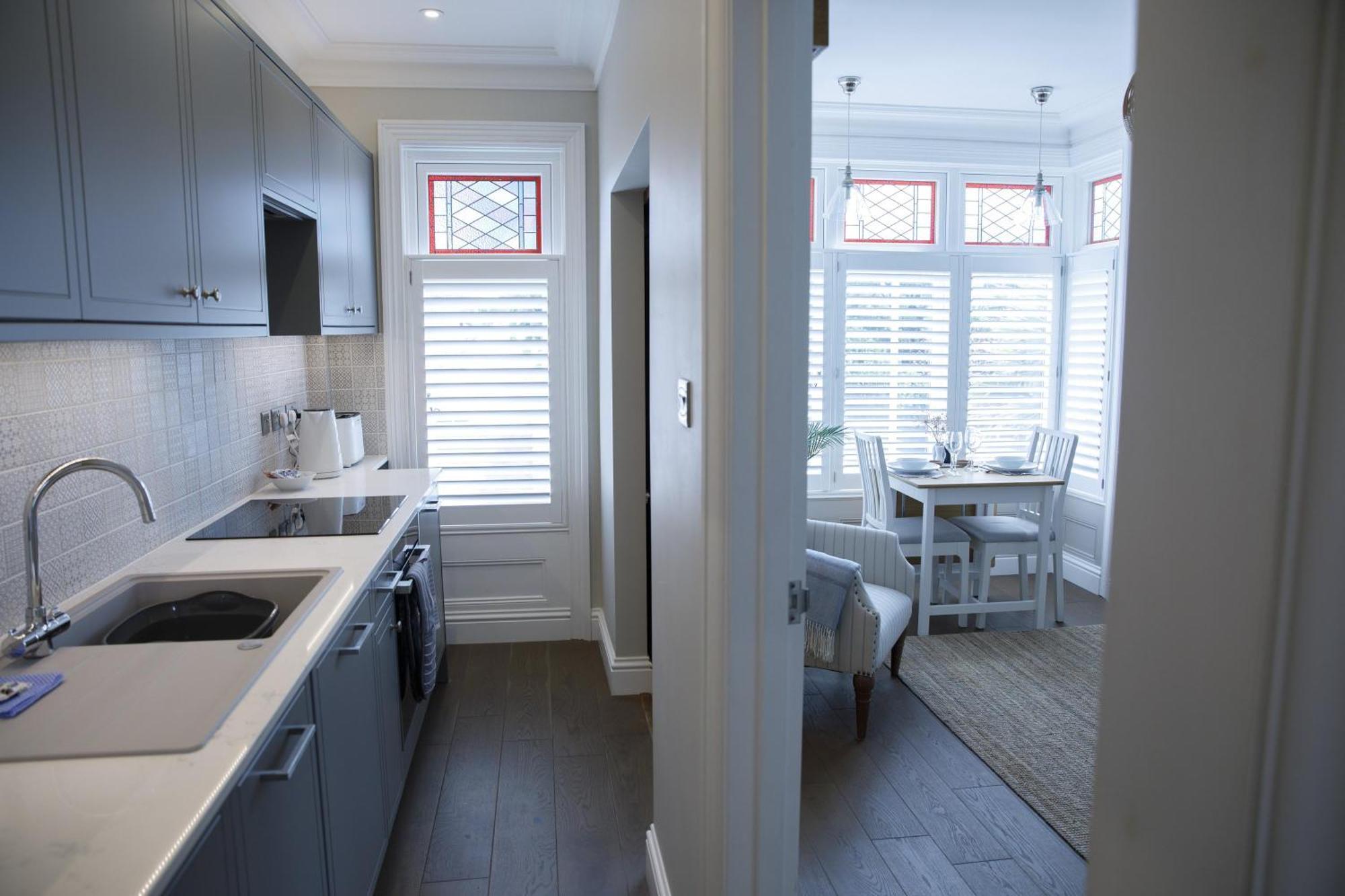 Grove With Free On Street Parking * Worthing