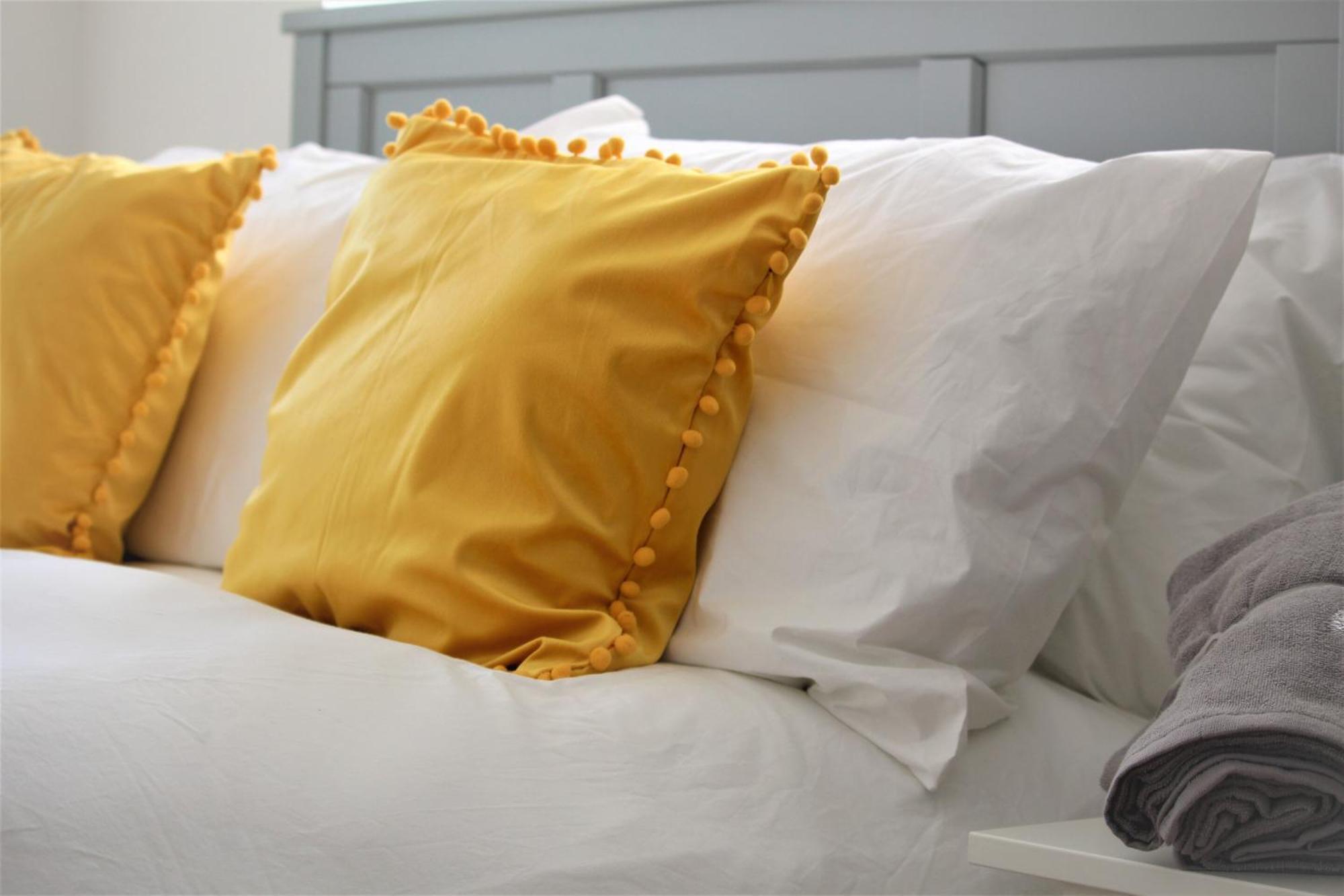 Warwick House - Stunning House With Terrace And Sea Views, Sleeps 11 Holiday home *