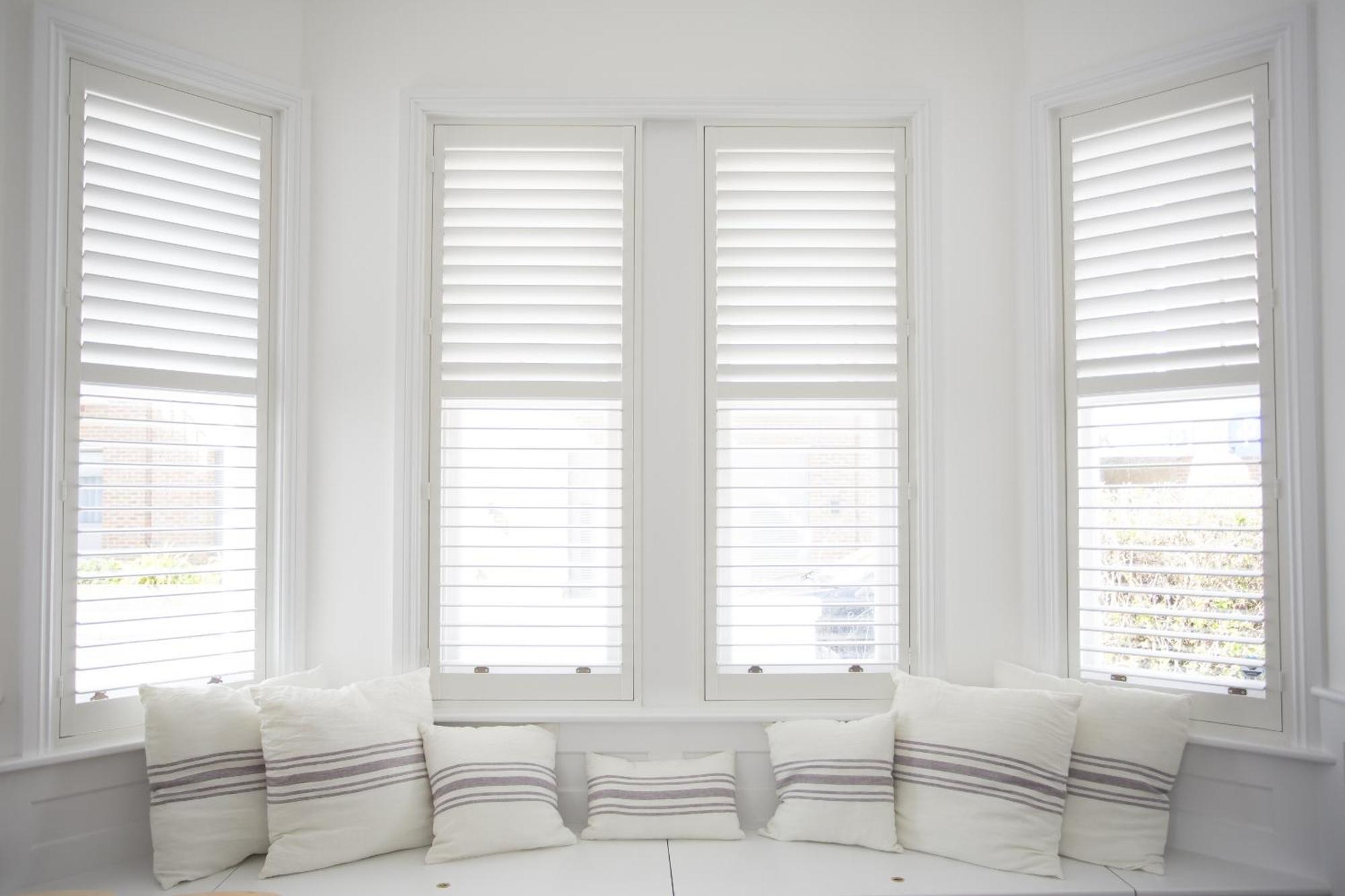 Coachman's Cottage- Sleeps 9 * Worthing