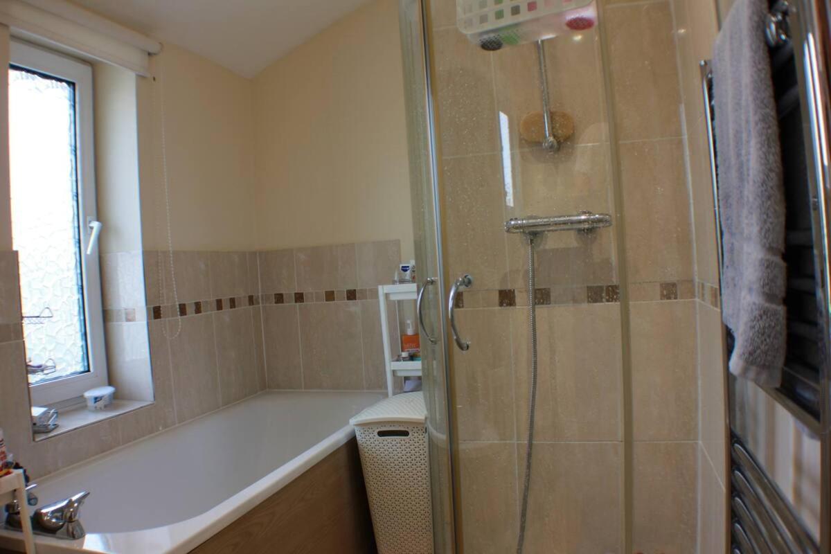 Guest house Beautiful Ensuite Beachfront *
