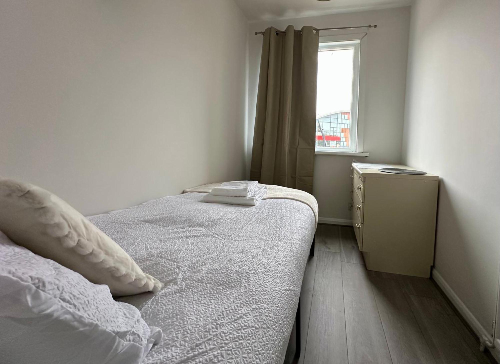 Flat In Apartment Worthing