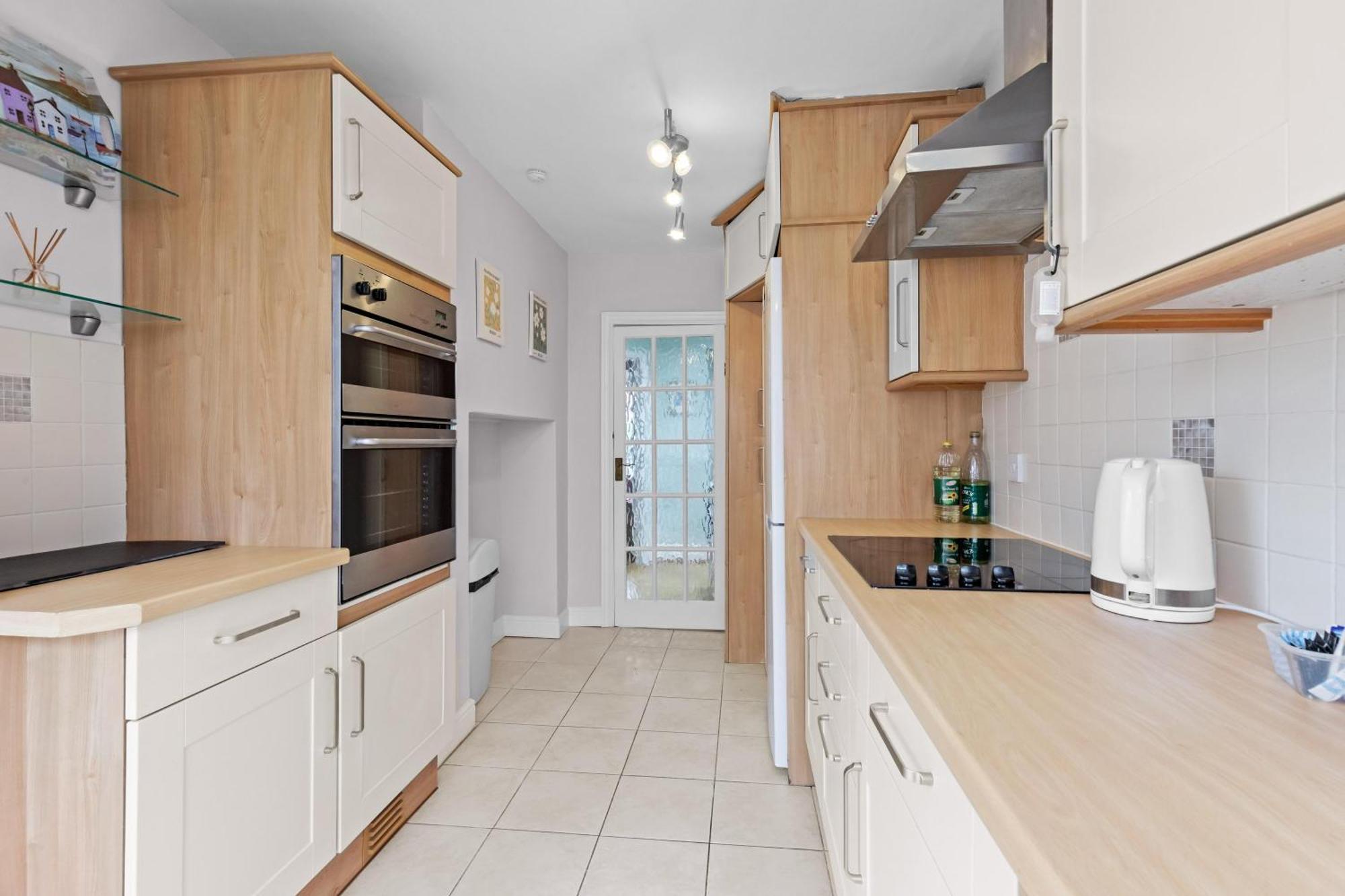 Holiday home Pebble Corner With Free Parking By My Getaways