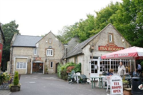 The Highdown - Brunning And Price