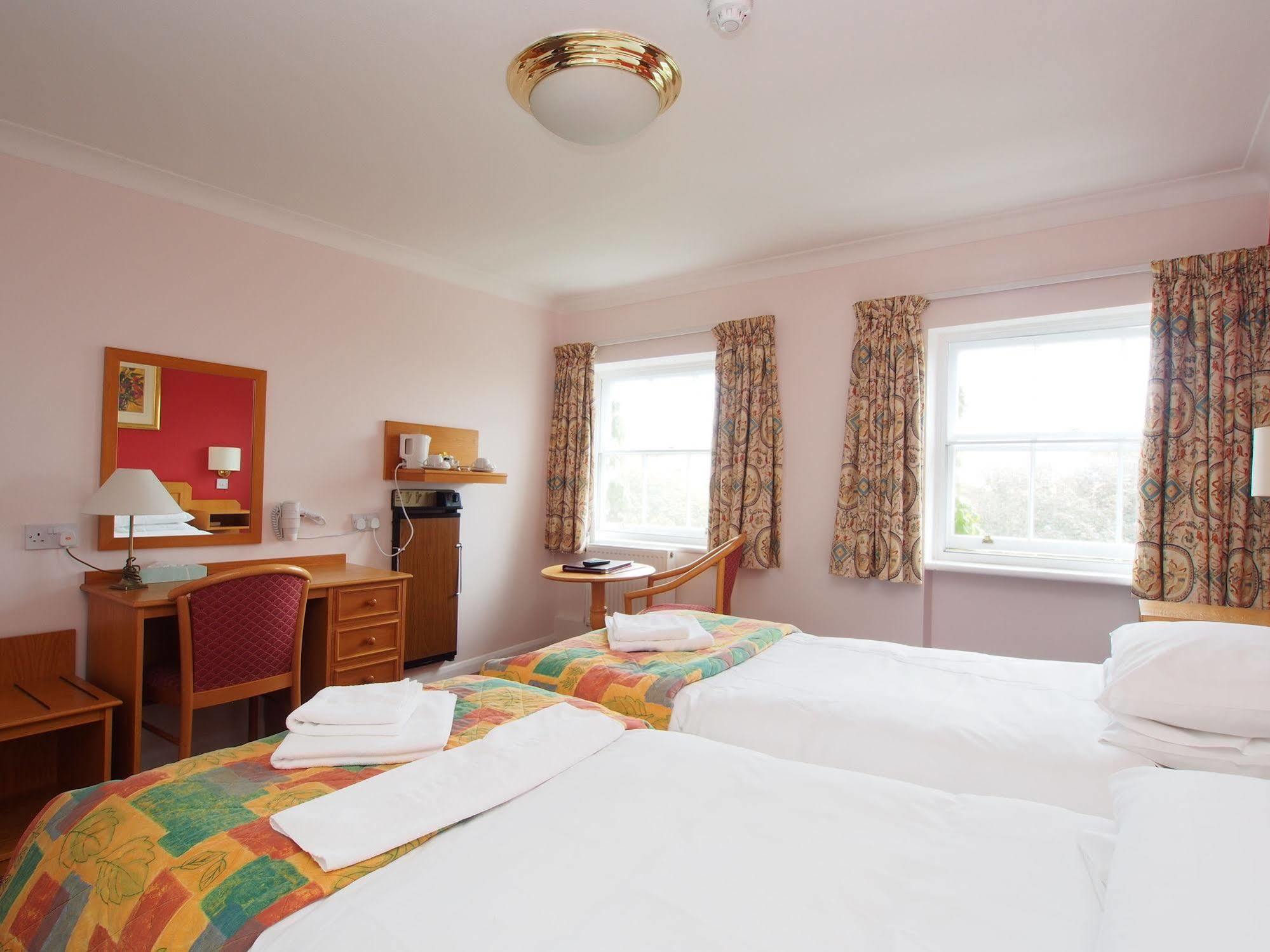 The Chatsworth Hotel