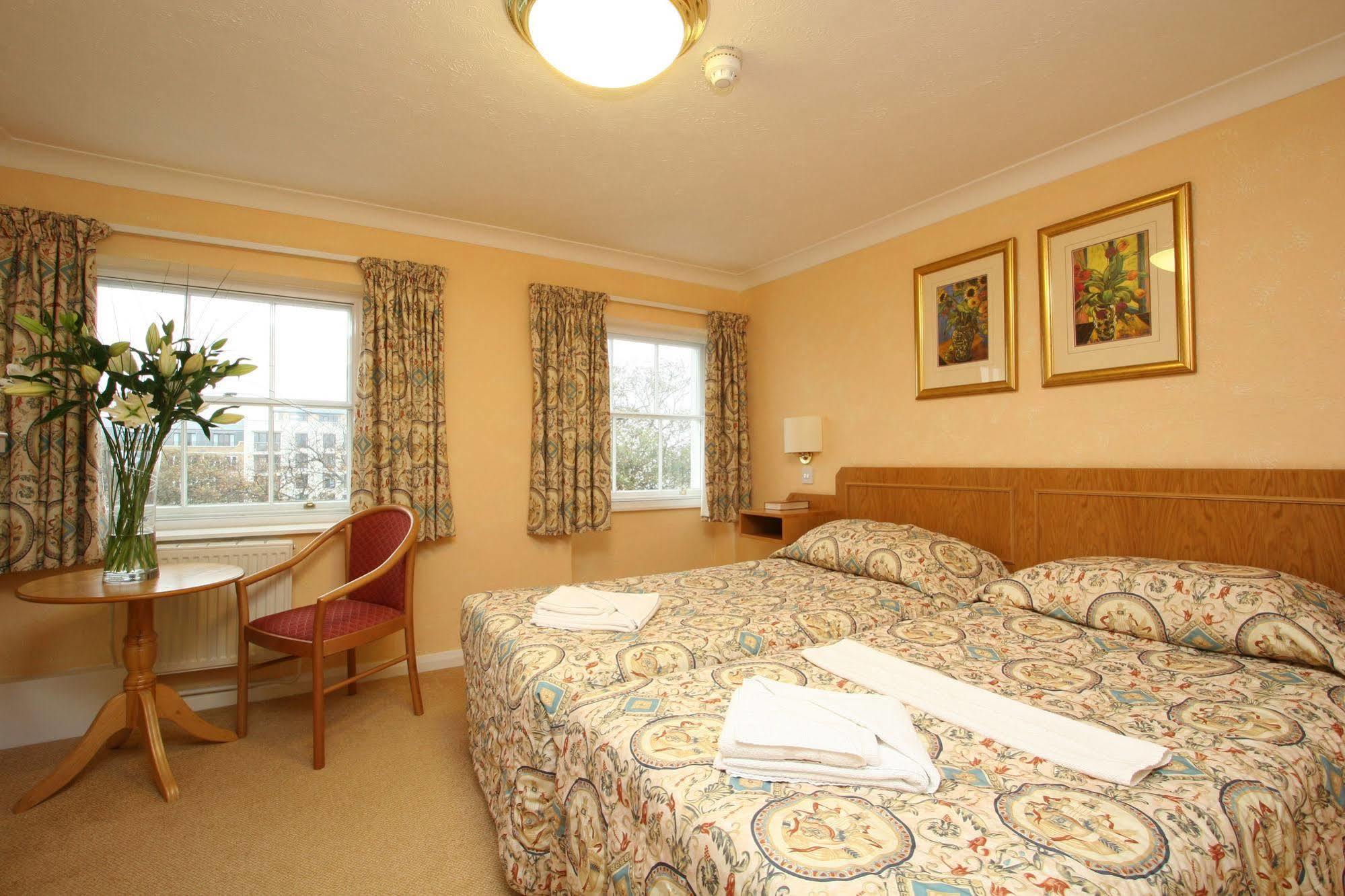 Hotel The Chatsworth 3*