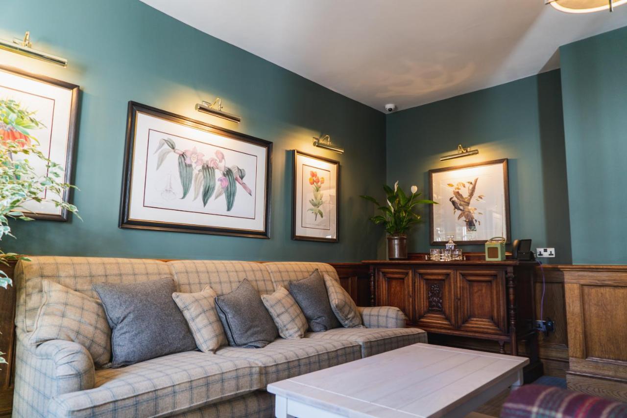 Hotel The Highdown - Brunning And Price 4*