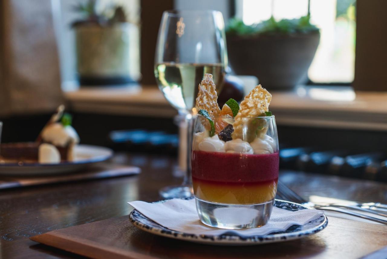 The Highdown - Brunning And Price 4*