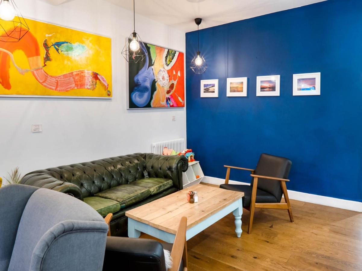 Hotel Oyo Brunswick And Thorn 3*