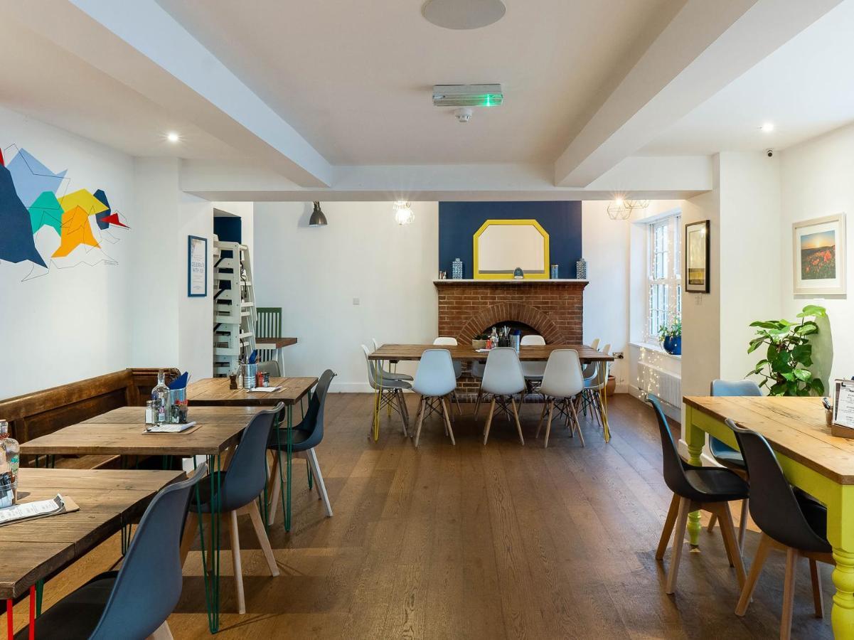 Oyo Brunswick And Thorn Hotel