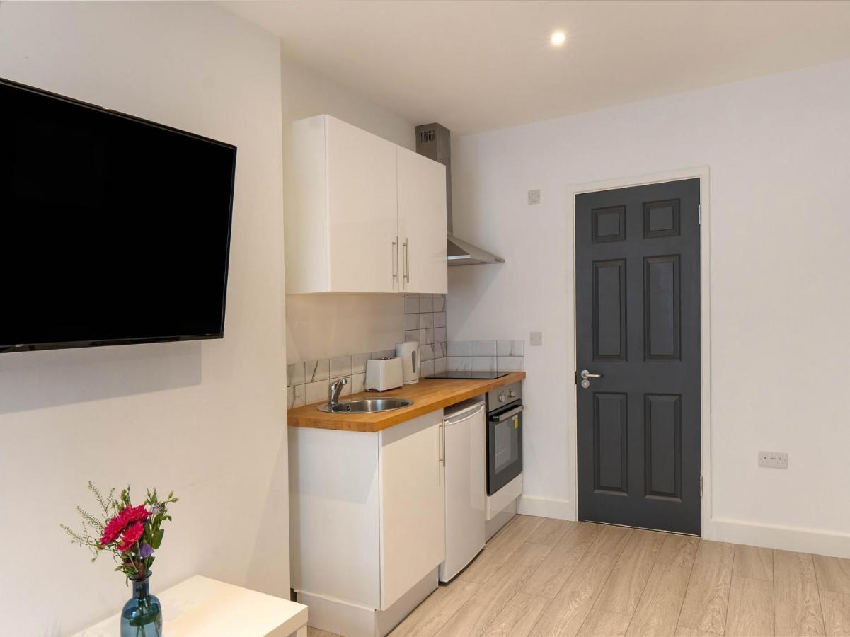 Oyo Brunswick And Thorn Hotel 3*